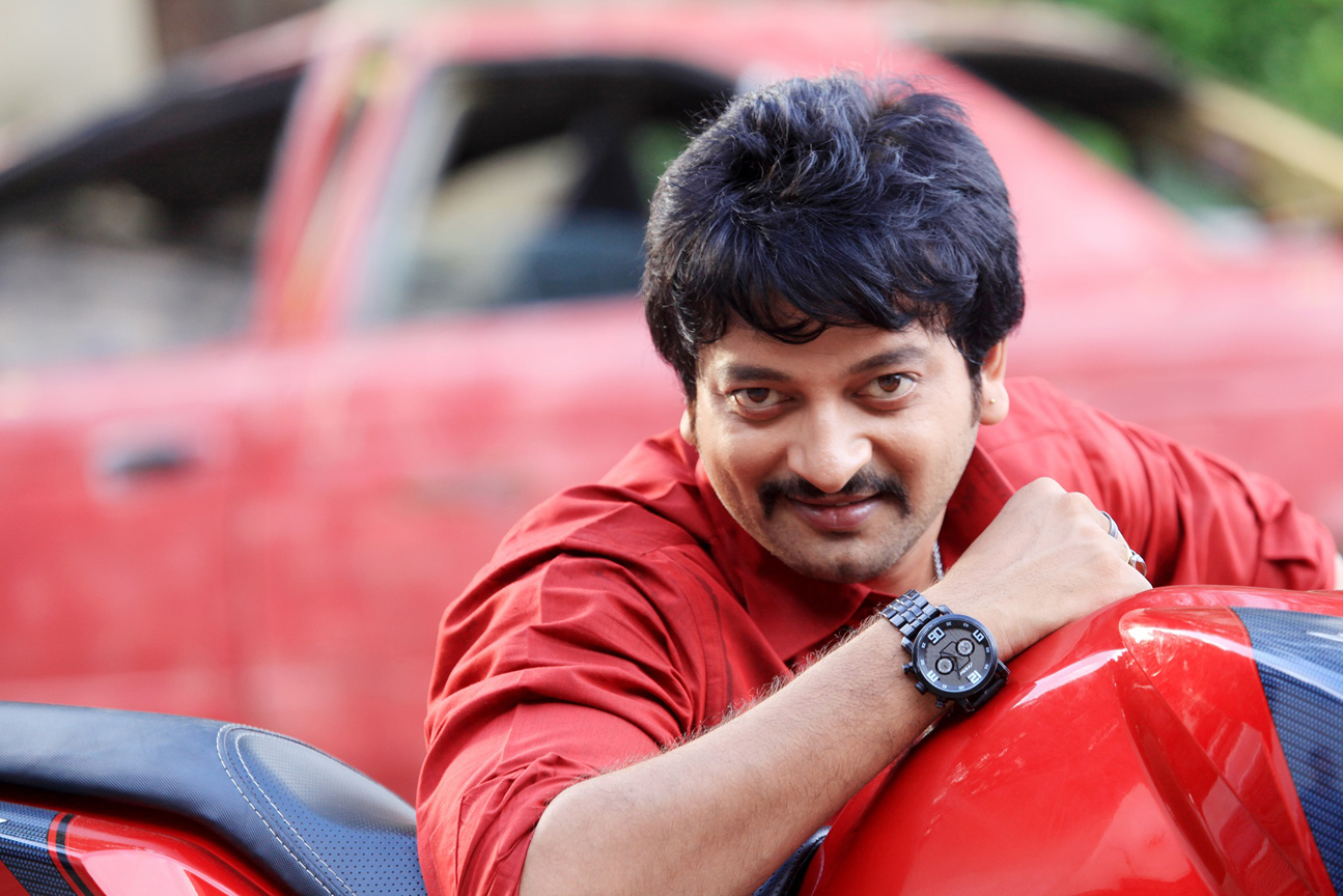 এবার সাইমন