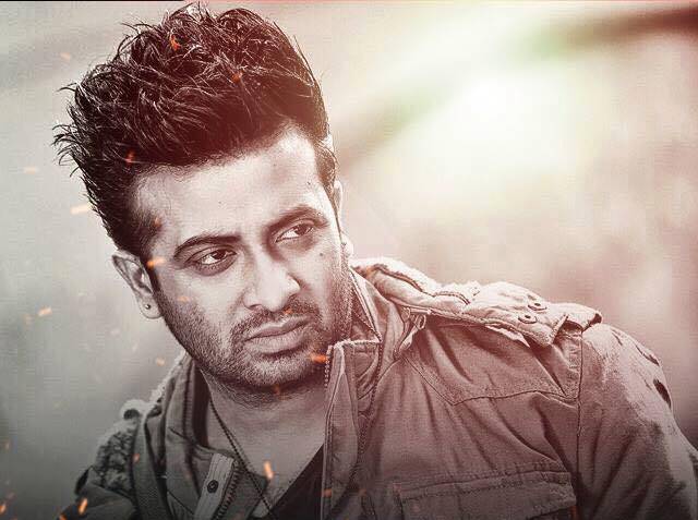 এগিয়ে আছে ‘মেন্টাল’