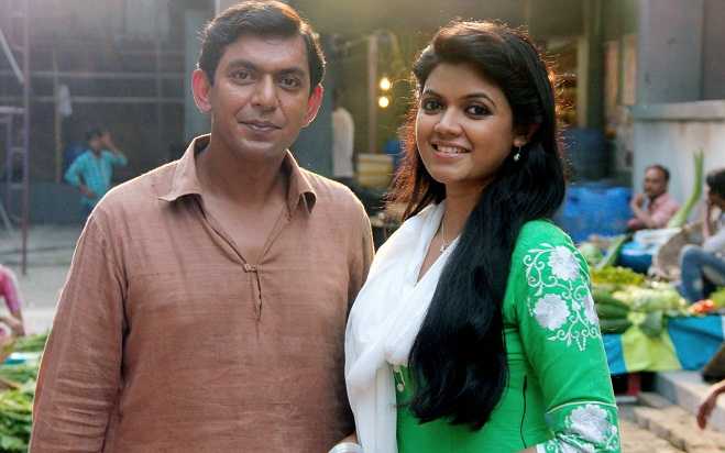 বন্যায় পিছিয়ে গেল ‘আয়নাবাজি’