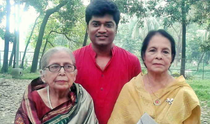 স্মৃতিচারণে ‘মুখ ও মুখোশ’র নায়িকা-গায়িকা