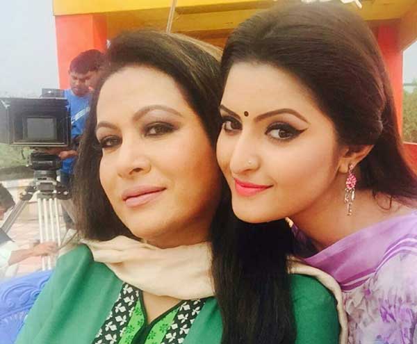 চম্পার সঙ্গে ফের পরী মনি