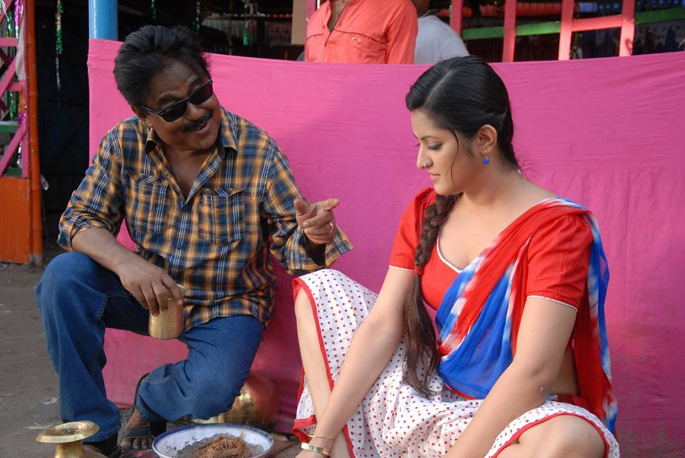 pori-moni-malek-afsary1