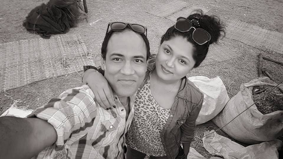 লোকেশনের খোঁজে পরিচালক ও নায়িকা