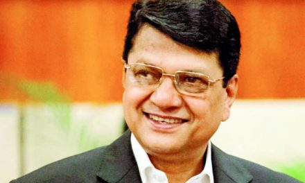 আলমগীরের পরিচালনায় প্রসেনজিৎ-শুভ