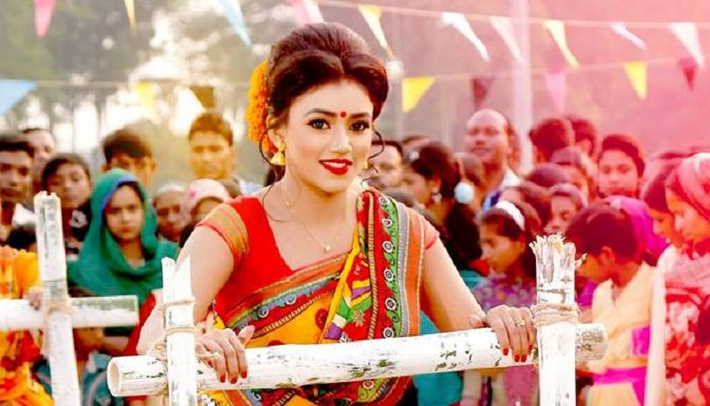 হল তালিকা মেয়েটি এখন কোথায় যাবে