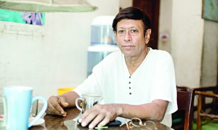 লাকী আখন্দের অবস্থার উন্নতি