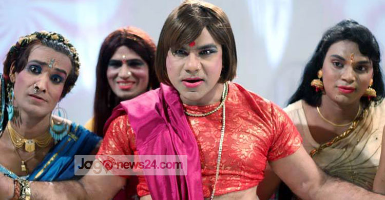 তৃতীয় লিঙ্গ চরিত্রে মিশার প্রস্তুতি