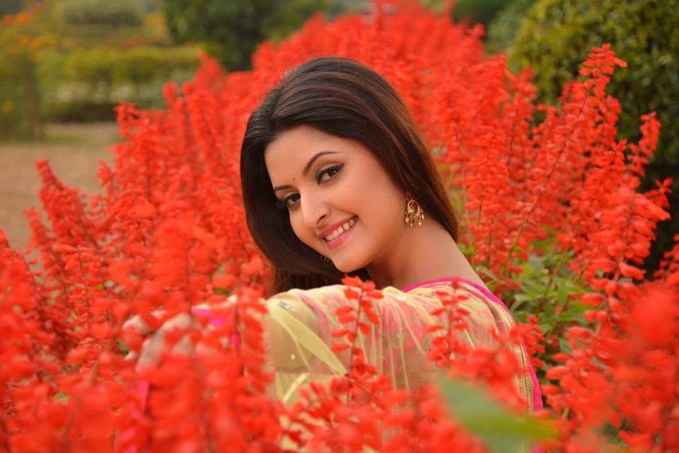 ‘প্রীতিলতা’র লাঠিখেলায় আহত পরী মনি