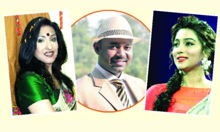 মারুফের নায়িকা ঋতুপর্ণা-সায়ন্তিকা