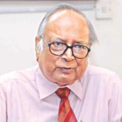 ‘নদী ও নারী’র সাদেক খান