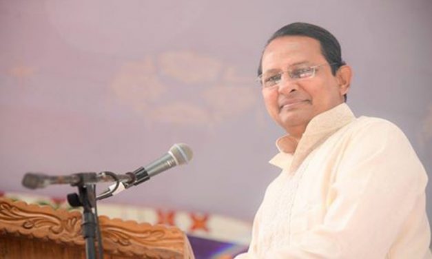 তথ্যমন্ত্রীর কাছে দাবি : বিদেশি সিনেমা আমদানি, পাইরেটেড সিনেমা বন্ধ, স্থায়ী বিলবোর্ড