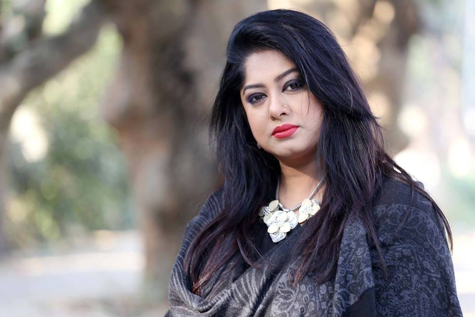 ফ্যানপেজ মৌসুমীর