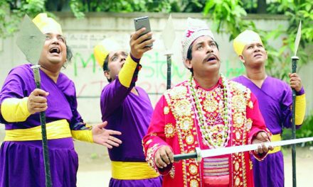 পাঁচ রূপে পাঁচদিন মোশাররফ করিম