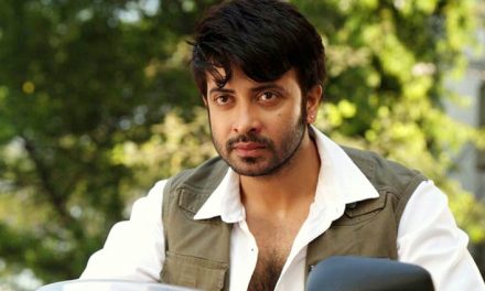 ‘রাজা ৪২০’ পরিচালকের তিন সিনেমায় শাকিব