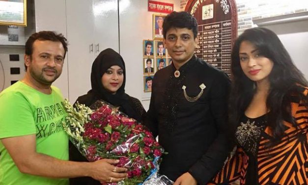 প্রকাশ্যে শাবনূর