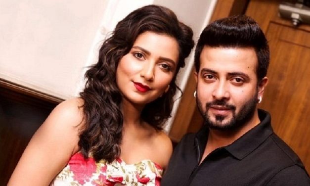 প্রধানমন্ত্রীর কাছে নবাবের সাফল্য বর্ণনা করলেন মন্ত্রী (ভিডিও)