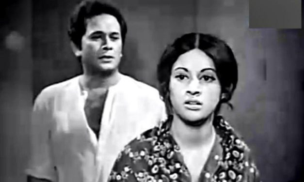 বলাকায় ‘সোহাগ’ ও ‘মানুষের মন’