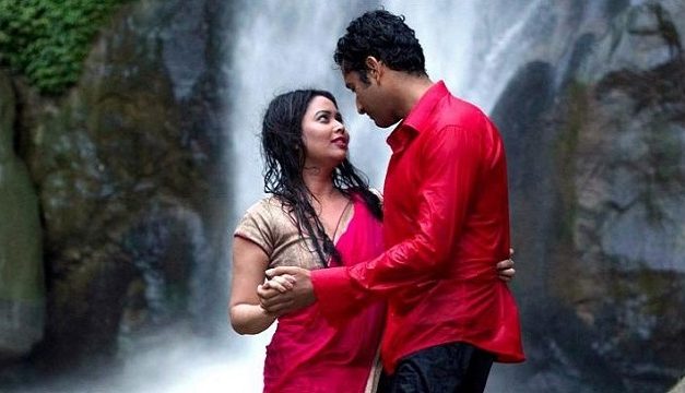 অতঃপর ভয়ংকর সুন্দর