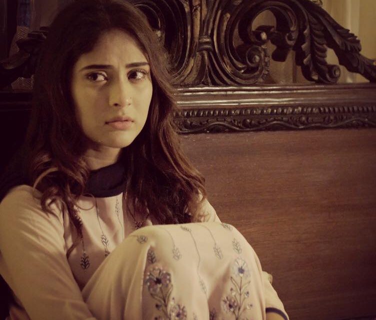 পরিচালককে অন্য চিন্তা থেকে মুক্তি দিন