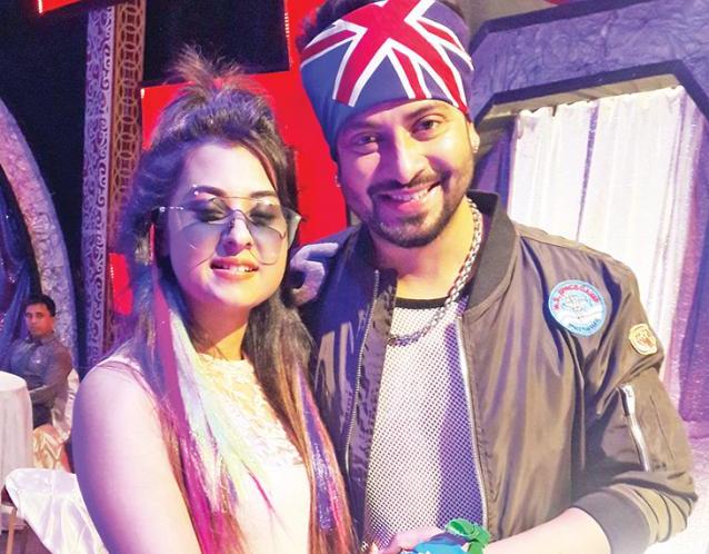 চিটাগাইঙ্গা শাকিব ও নোয়াখাইল্যা বুবলি দেখতে যেমন