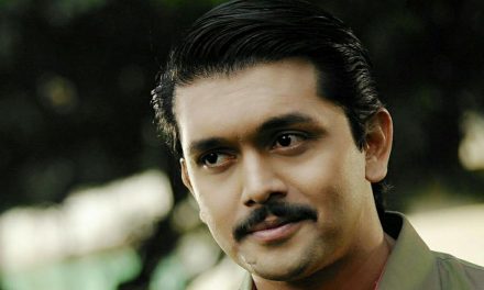 চতুর্থ সপ্তাহে ৩২ হলে ঢাকা অ্যাটাক