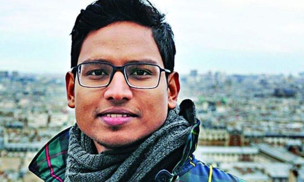 ‘নোনা জলের কাব্য’-এ ফরাসি প্রযোজক