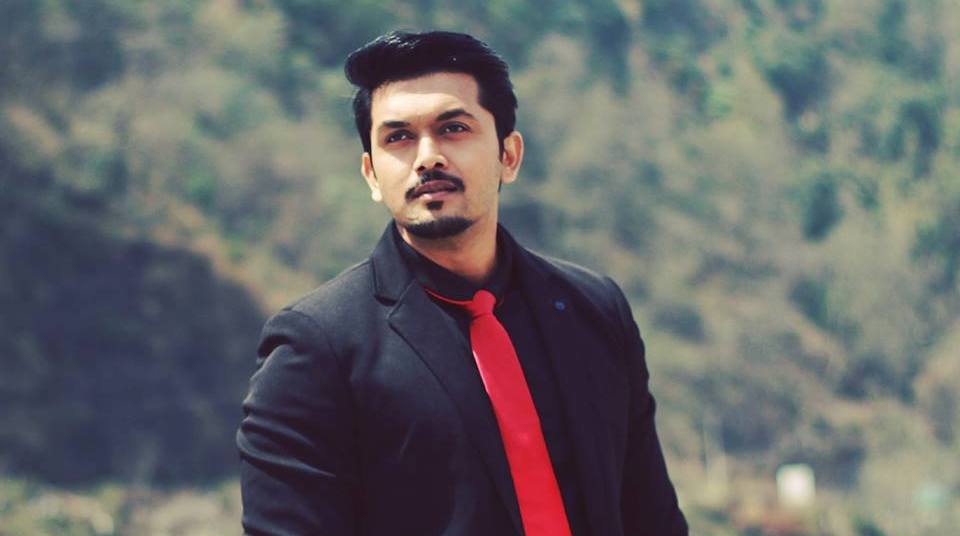 পরিচালক বদলানোর পরামর্শ শুভর!