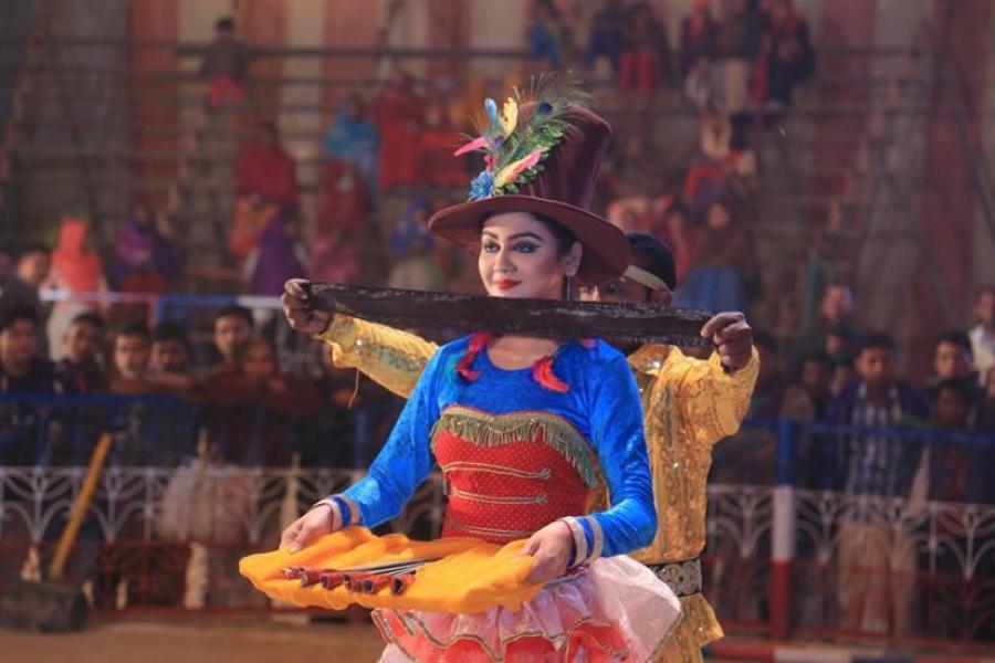 বিউটি সার্কাসের সঙ্গে ‘চিরকুট’