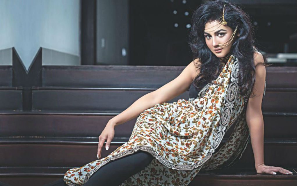 ঘনিষ্ঠ দৃশ্যে ‘না’, সৃজিতের ছবি ছাড়লেন জয়া