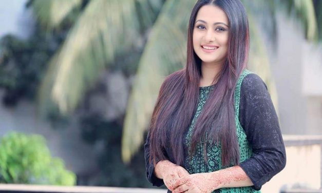 অবশেষে সিনেমায় চুক্তিবদ্ধ পূর্ণিমা, প্রযোজনায় মান্নার প্রতিষ্ঠান