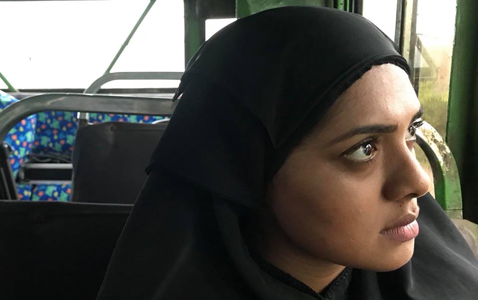 ‘আয়েশা’ ডিলেমায় ফেলে দিলো