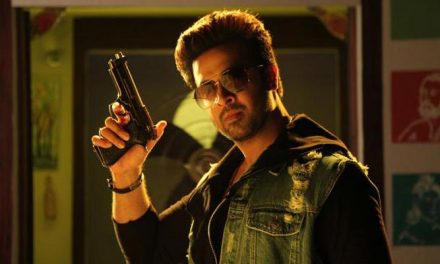 মূল থেকে পিছিয়ে কিন্তু উপভোগ্য ‘ক্যাপ্টেন খান’