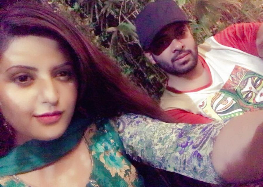 ভালোবাসা দিবসে সিক্স প্যাকে শাকিব, সাথে পরী মনি?