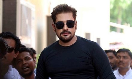 আর ইউ পম গানা: অনন্তই ঠিক ছিলেন