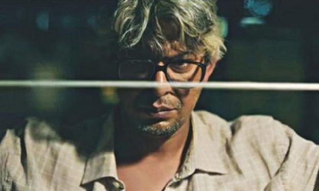 চারটি কারণে ‘দেবী’ দেখা উচিৎ