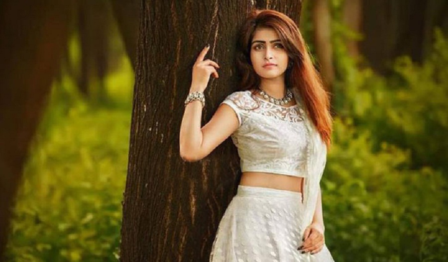 শাকিব-বুবলির আপত্তিতে বাদ রানী আহাদ, আসছে ভারতীয় নায়িকা