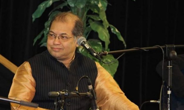 সুবীর নন্দীর গানে পাগল লাখো লাখো শ্রোতা