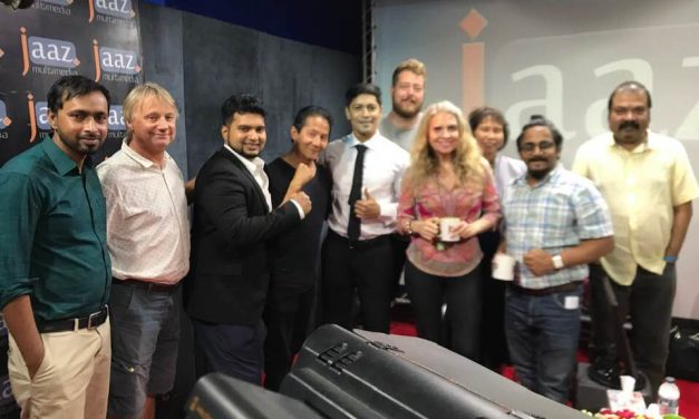 মাসুদ রানা টিমের সঙ্গে এবিএম সুমন