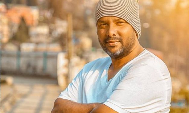 ‘ভারত বাংলাদেশ ফিল্ম অ্যাওয়ার্ডসে’ অসঙ্গতি পেয়েছেন ইফতেখার চৌধুরী