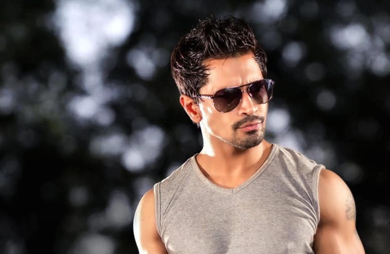 জন্মদিনে আনুষ্ঠানিক ঘোষণা: ‘মাসুদ রানা’ হচ্ছেন সুমন