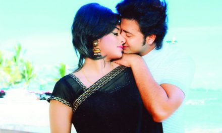 পরিচালকের তথ্যে ব্যাপক গড়মিল: ‘প্রিয়া আমার প্রিয়া’র প্রকৃত আয় কত?