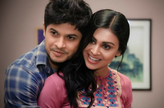 নিলয়-মেঘলার ‘পাঞ্চ’