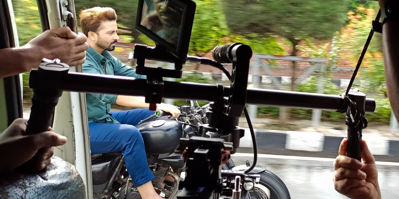 অনেকদিন পর শুটিংয়ে শাকিব, সিনেমায় ফিরলেন মাহিও