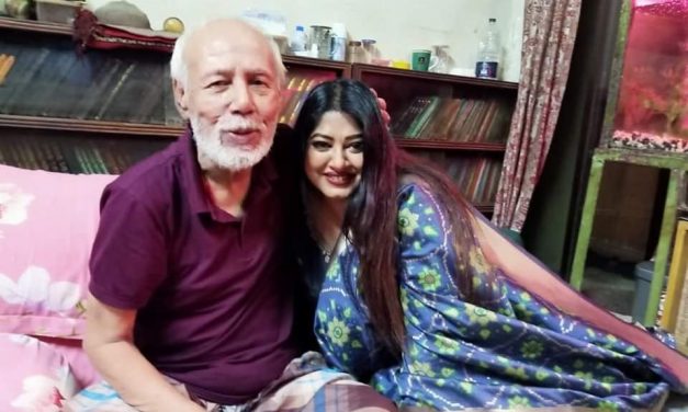 মৌসুমীর জন্য চিত্রনাট্য লিখছেন এটিএম শামসুজ্জামান