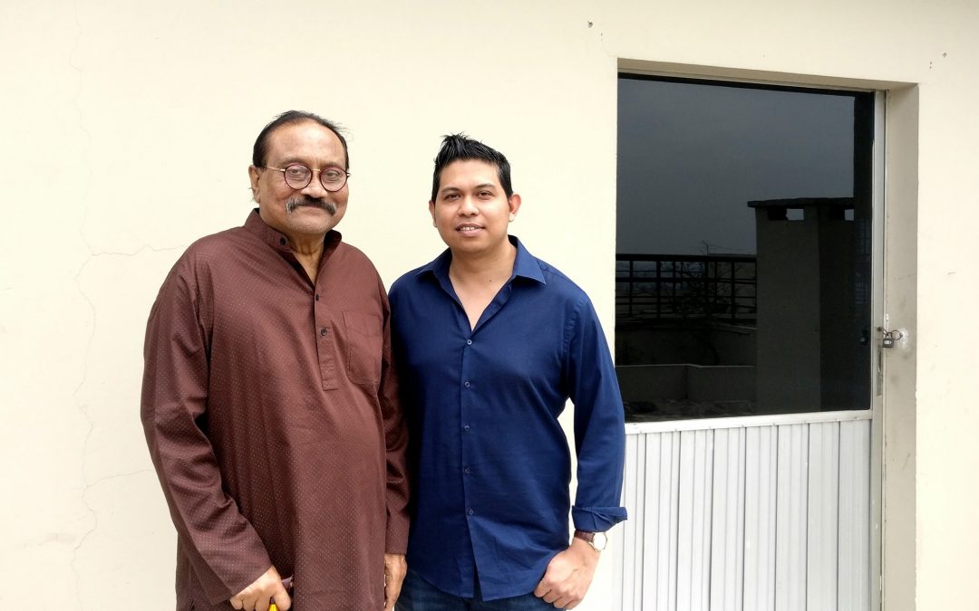 বটবৃক্ষ বুঝি এমনি হয়!