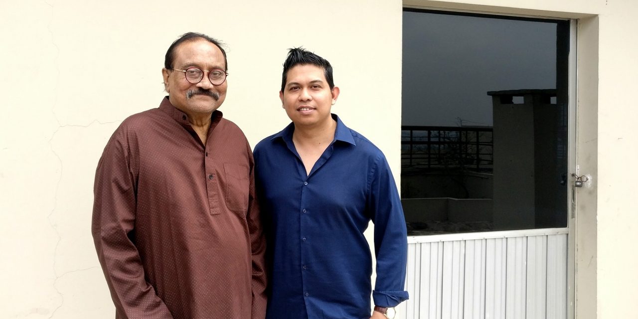 বটবৃক্ষ বুঝি এমনি হয়!