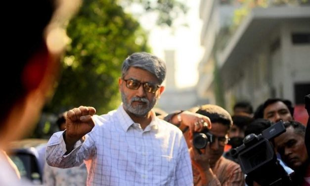 আবারও লুক বদল