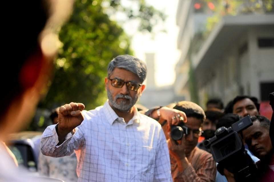 আবারও লুক বদল