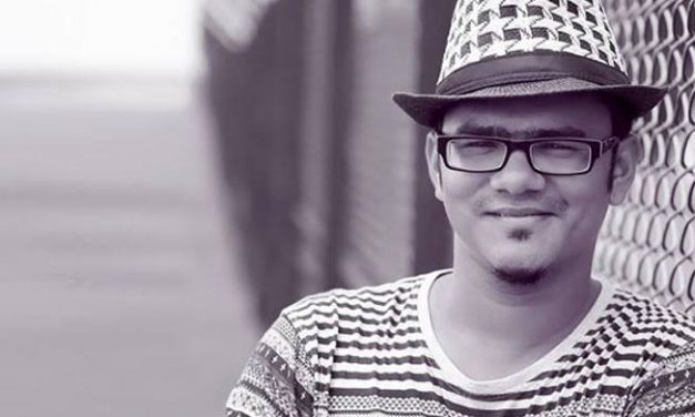 অনন্য মামুনের পাশে কেউ নেই