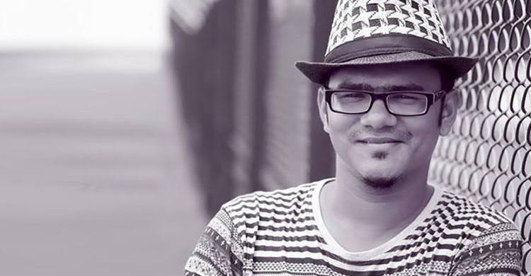 অনন্য মামুনের পাশে কেউ নেই